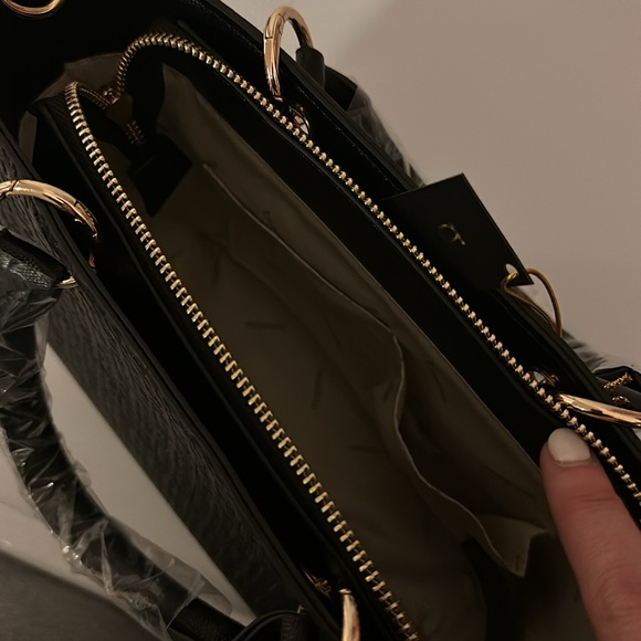 Bebe - Ceila Embossed Top Handle Crossbody Black Handbag - Picture 7 of 7